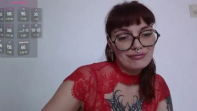 Snapshot of Roxane_Bloodycherry chatting on 06.20.26 Roxane Bloodycherry online show from 06.20.26
