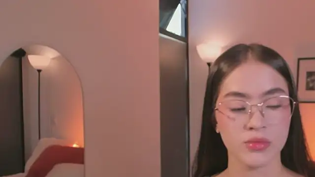 LizzyColins online show from 07.11.26