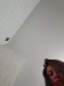 Snapshot of Eileenmurrr chatting on 06.17.26 Eileenmurrr online show from 06.17.26