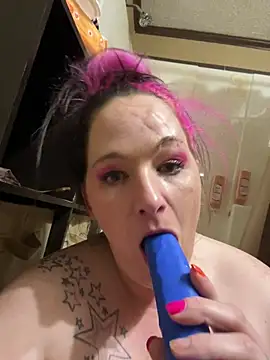 DanielleVineyard online show from 06.04.26