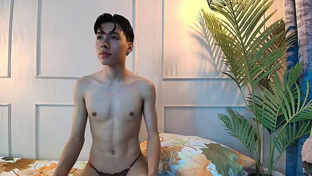 Snapshot of Eman_Wave chatting on 07.17.26 Eman Wave online show from 07.17.26