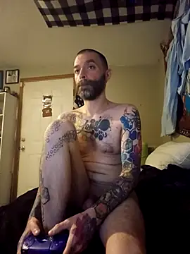 Snapshot of ThickCutValleyMan chatting on 07.06.26 ThickCutValleyMan online show from 07.06.26