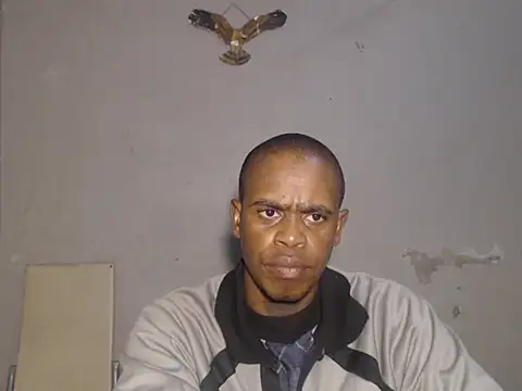 Snapshot of Frank_X_Husle chatting on 07.12.26 Frank X Husle online show from 07.12.26