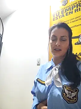 ALEJANDRA  28 online show from 06.15.26