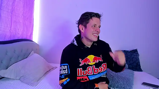johnycooper08 online show from 06.04.26