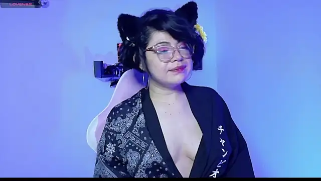 Snapshot of Meow_cat4 chatting on 06.21.26 Meow cat4 online show from 06.21.26