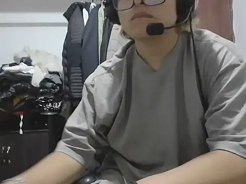 layom 21 online show from 06.04.26
