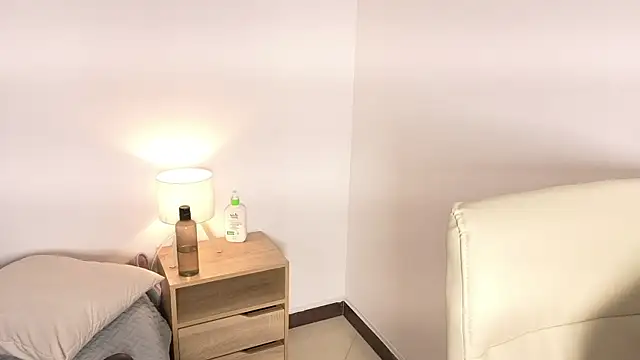 zoemoon1  online show from 07.16.26