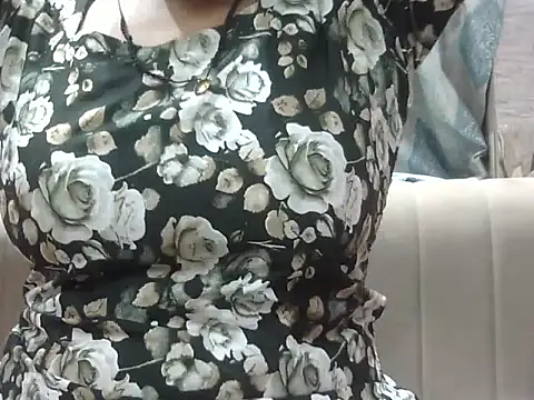 Snapshot of hey_darling_ chatting on 07.19.26 hey darling online show from 07.19.26