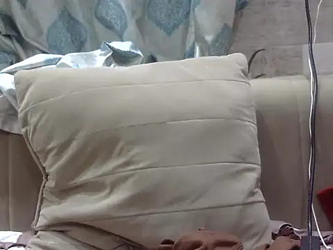 Snapshot of hey_darling_ chatting on 07.21.26 hey darling online show from 07.21.26