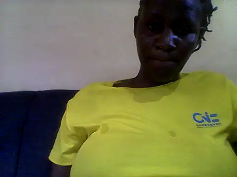 Snapshot of Angelbee_ chatting on 07.11.26 Angelbee online show from 07.11.26