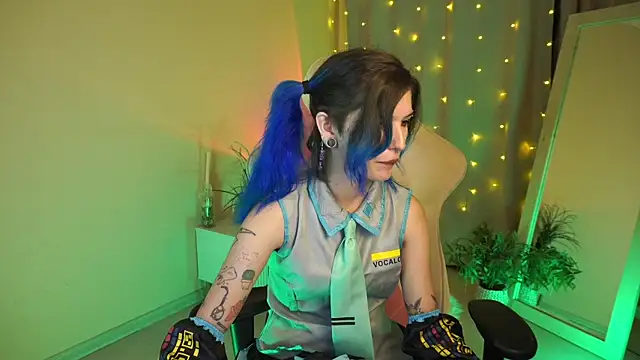 Snapshot of Lain_Root chatting on 07.23.26 Lain Root online show from 07.23.26