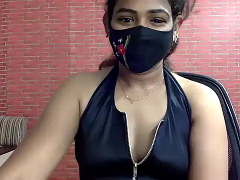 Snapshot of Nisha-moon chatting on 07.30.26 Nisha-moon online show from 07.30.26