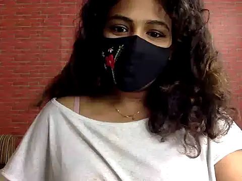 Snapshot of Nisha-moon chatting on 08.01.26 Nisha-moon online show from 08.01.26
