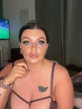 Snapshot of Maddison_Leighxo chatting on 06.19.26 Maddison Leighxo online show from 06.19.26