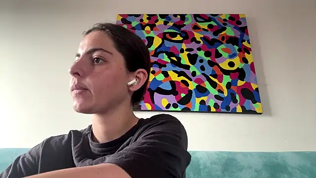 Snapshot of MarisaKomar chatting on 06.11.26 MarisaKomar online show from 06.11.26