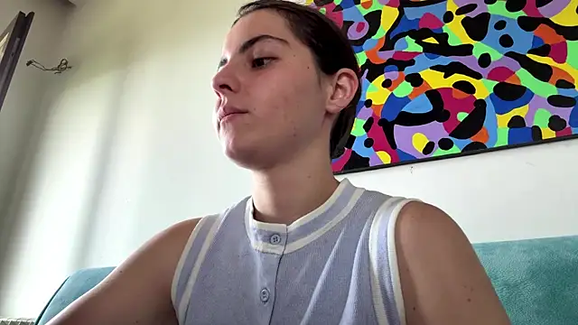 Snapshot of MarisaKomar chatting on 06.19.26 MarisaKomar online show from 06.19.26