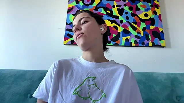 Snapshot of MarisaKomar chatting on 06.29.26 MarisaKomar online show from 06.29.26