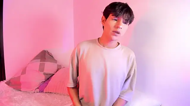 Aleaurarashii online show from 06.14.26