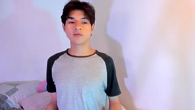 Aleaurarashii online show from 06.17.26