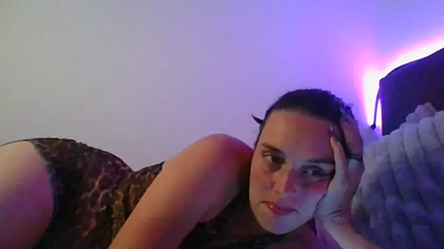 Snapshot of Cassia_Lux_Royal chatting on 06.17.26 Cassia Lux Royal online show from 06.17.26