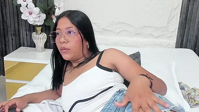 Chloe dreams4u online show from 07.07.26
