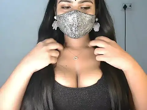 Curvy Deepa online show from 07.17.26