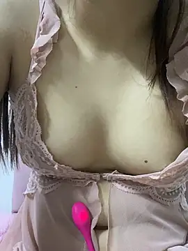 Fiona babygirl online show from 07.04.26