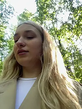 Polly Pop online show from 06.18.26