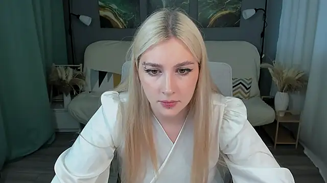 Snapshot of AmaliaWinslet chatting on 07.19.26 AmaliaWinslet online show from 07.19.26