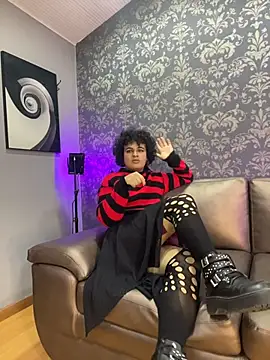 NozomiMaki online show from 06.05.26