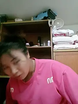 Snapshot of kye_love chatting on 06.10.26 kye love online show from 06.10.26