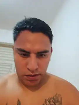 Snapshot of perez2953 chatting on 07.17.26 perez2953 online show from 07.17.26