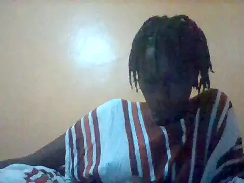 Snapshot of Zinnah_Q chatting on 06.05.26 Zinnah Q online show from 06.05.26