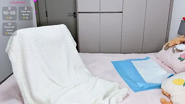 Snapshot of Du1ci-1 chatting on 07.13.26 Du1ci-1 online show from 07.13.26