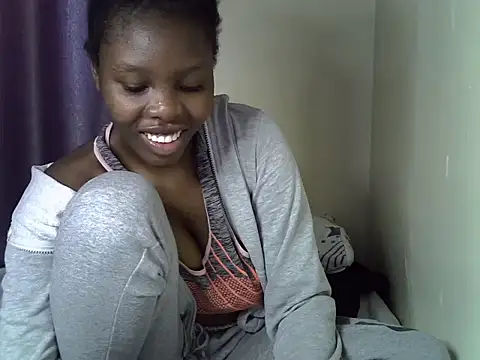 Snapshot of pretty-sly chatting on 08.01.26 pretty-sly online show from 08.01.26