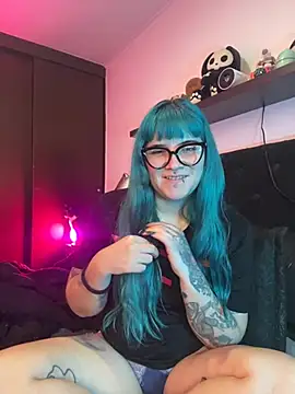 madammedalia online show from 07.17.26