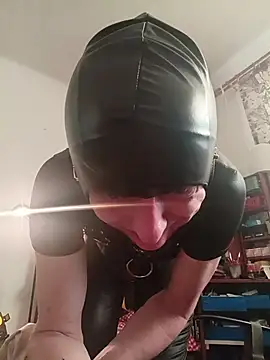 RubberFetischem online show from 02.26.26
