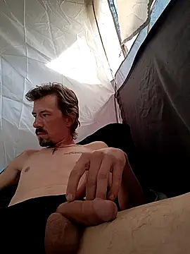 Mstrdstrctn7 online show from 03.17.25