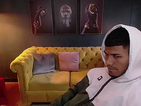 Snapshot of chris_jacks1 chatting on 06.26.26 chris jacks1 online show from 06.26.26
