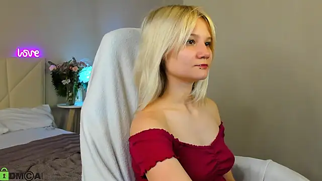 Snapshot of Bunny_Elsy chatting on 07.02.26 Bunny Elsy online show from 07.02.26