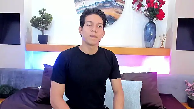 Snapshot of LevinFox chatting on 07.20.26 LevinFox online show from 07.20.26