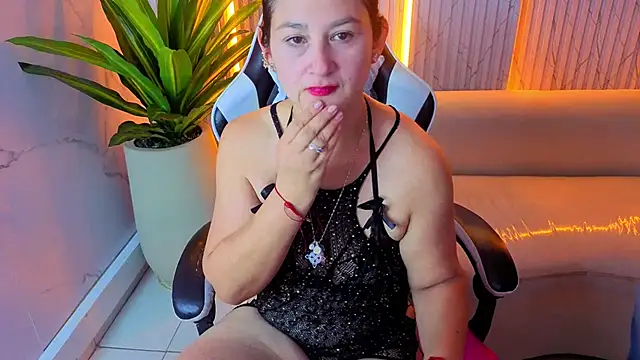 bella moon cn online show from 06.30.26