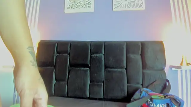 Snapshot of Naya_Ariam chatting on 07.18.26 Naya Ariam online show from 07.18.26