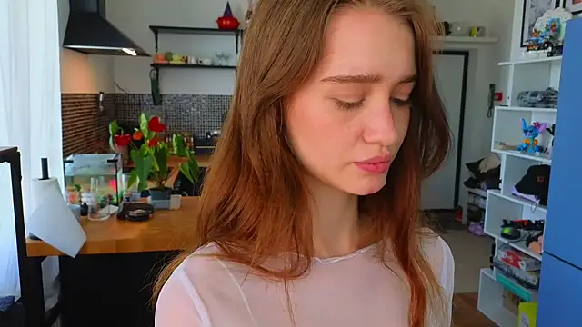 Snapshot of AliviaWithLove chatting on 06.23.26 AliviaWithLove online show from 06.23.26