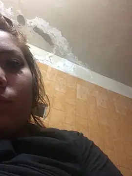 Snapshot of alexaparedes01 chatting on 06.06.26 alexaparedes01 online show from 06.06.26