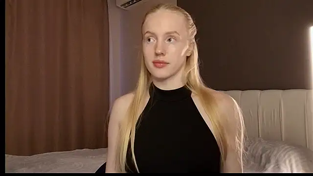 Miss EliizaShy online show from 06.12.26