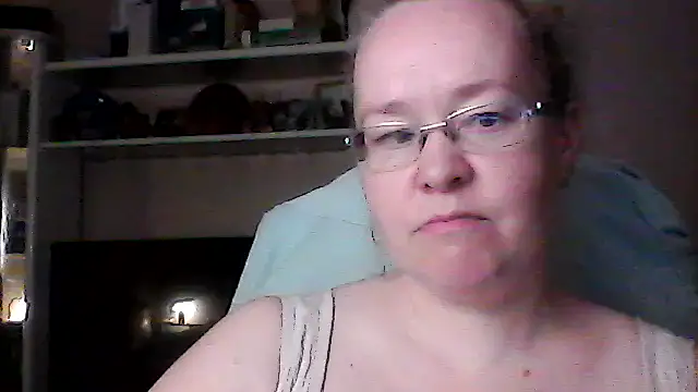 Snapshot of Viola27 chatting on 06.09.26 Viola27 online show from 06.09.26
