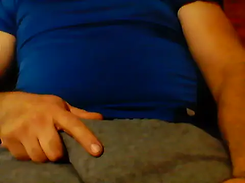 Snapshot of sedentalmaduro chatting on 06.18.26 sedentalmaduro online show from 06.18.26