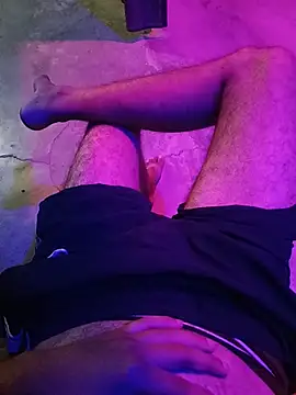 Snapshot of Desindianbull69 chatting on 07.16.26 Desindianbull69 online show from 07.16.26